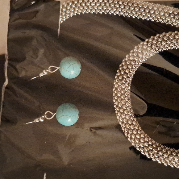3 Piece Set Siver Toned Faux Turquoise with Crystal Accents set. - Picture 4 of 8